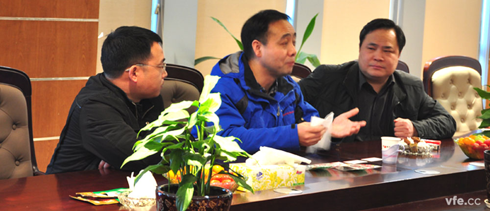 全國電磁計量技術(shù)委員會邵海明秘書長在湖南省計量檢測研究院李慶先副院長的陪同下，蒞臨銀河電氣指導(dǎo)工作